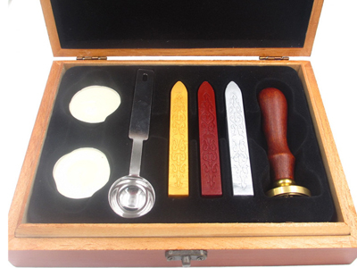 Elegant Wooden Box Custom Wax Seal Stamp Set